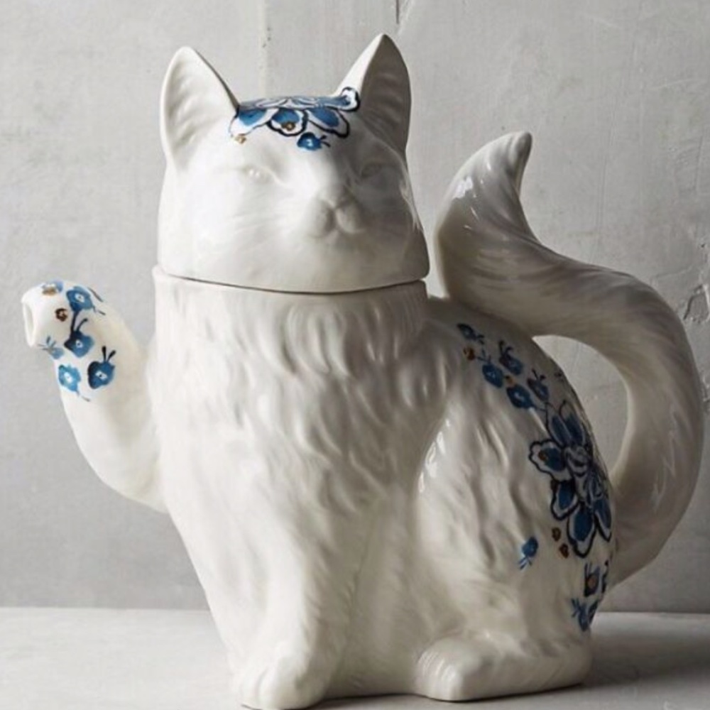 NEW IN BOX  ANTHROPOLOGIE ELISE CAT TEAPOT